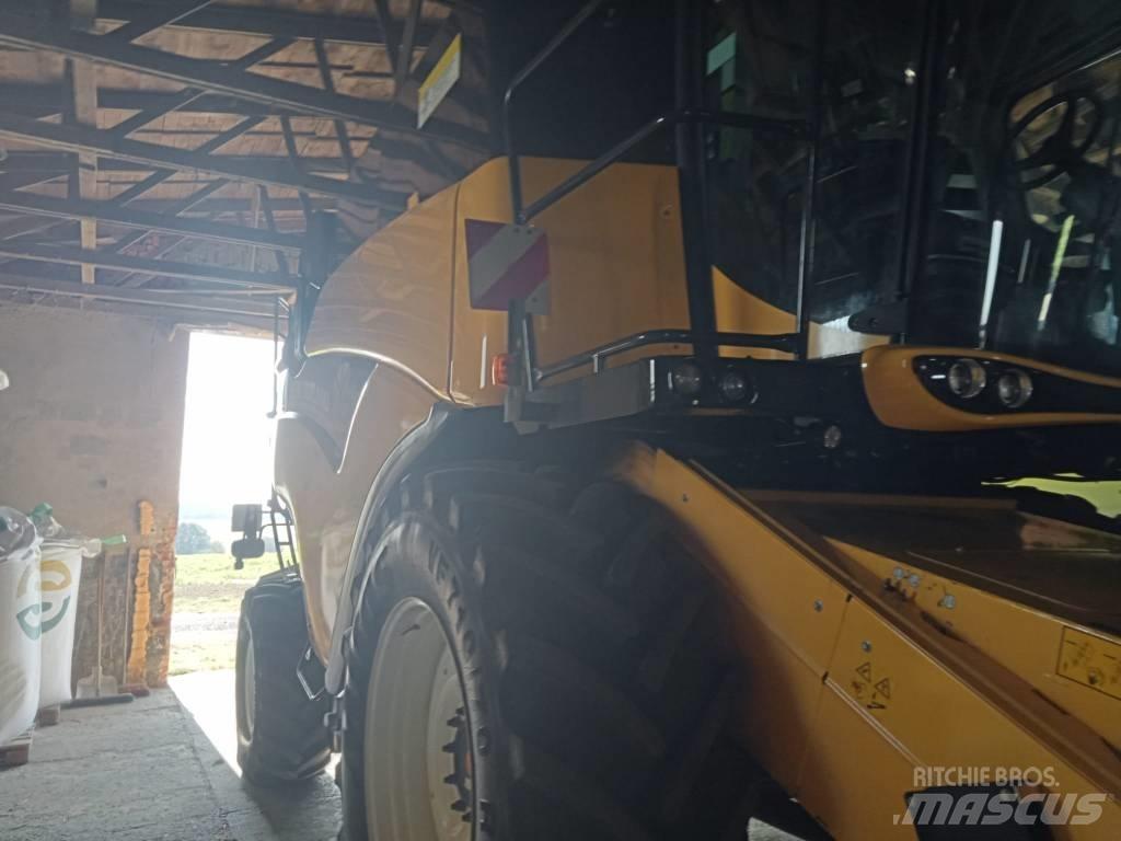 New Holland CX 8.70 Sklízecí mlátičky