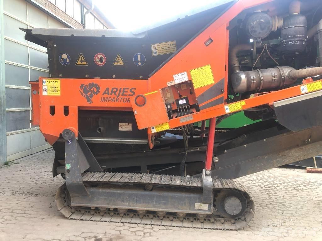 Arjes Impaktor 250 Mobilní drtiče