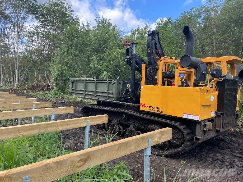 Morooka MST 800 Pásové dempry