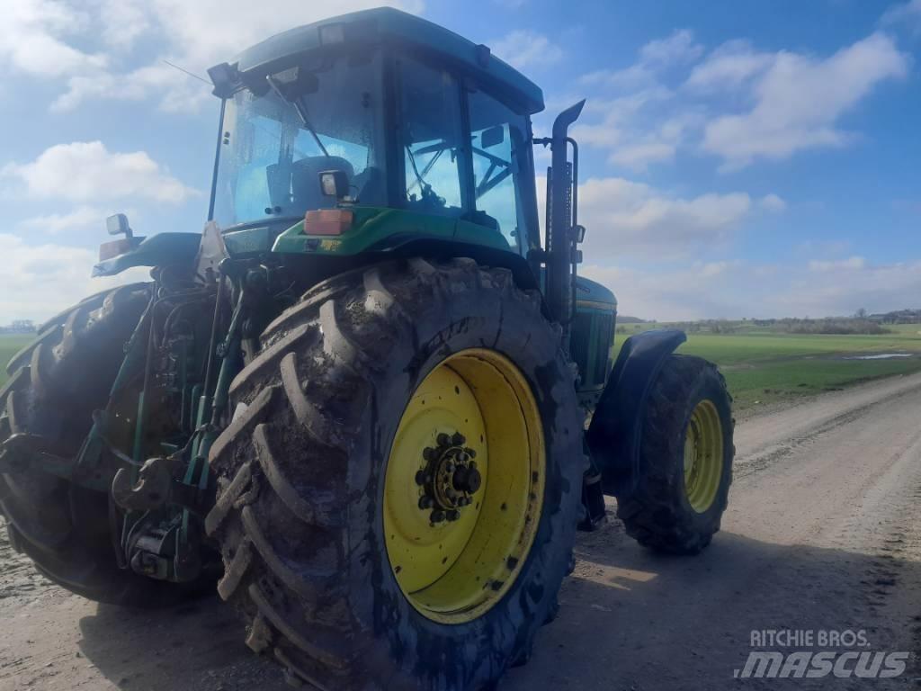 John Deere 7800 Traktory