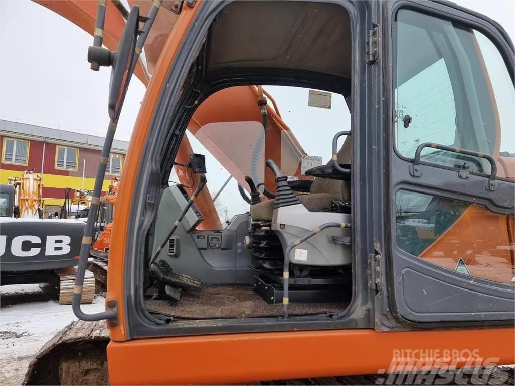 Doosan DX 300 Pásová rýpadla