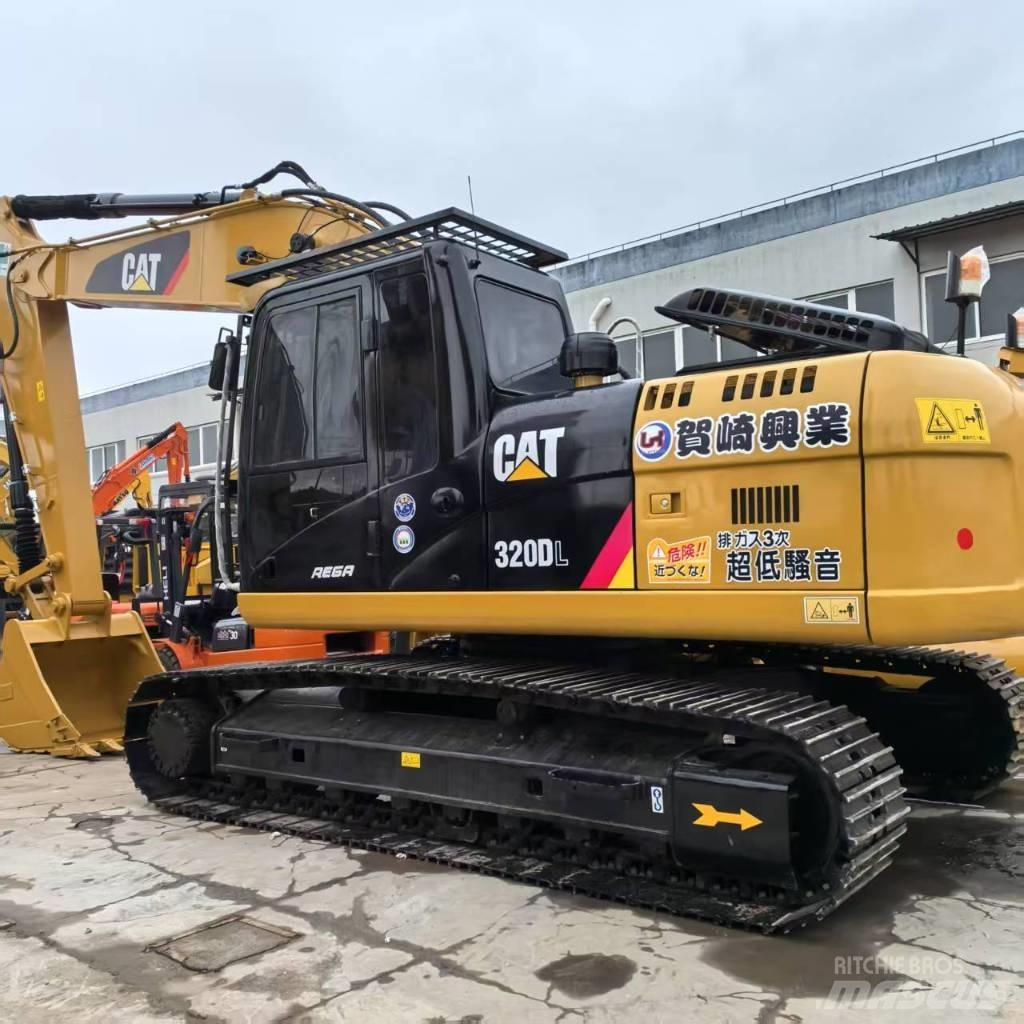 CAT 320 D L Pásová rýpadla