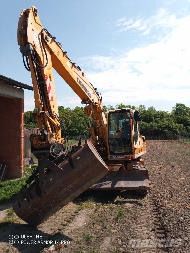 Liebherr A 900 C Kolová rýpadla