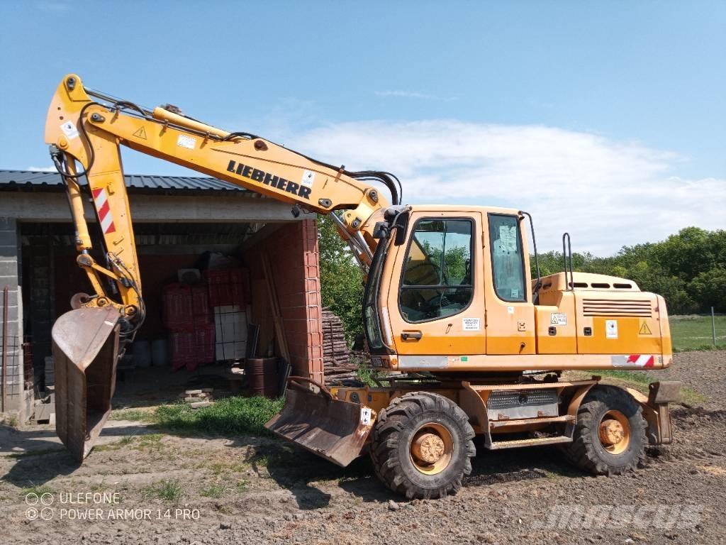 Liebherr A 900 C Kolová rýpadla