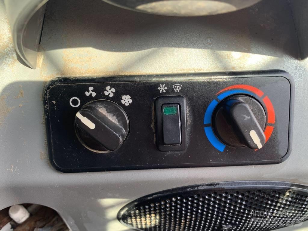Bobcat S 570 Smykem řízené nakladače