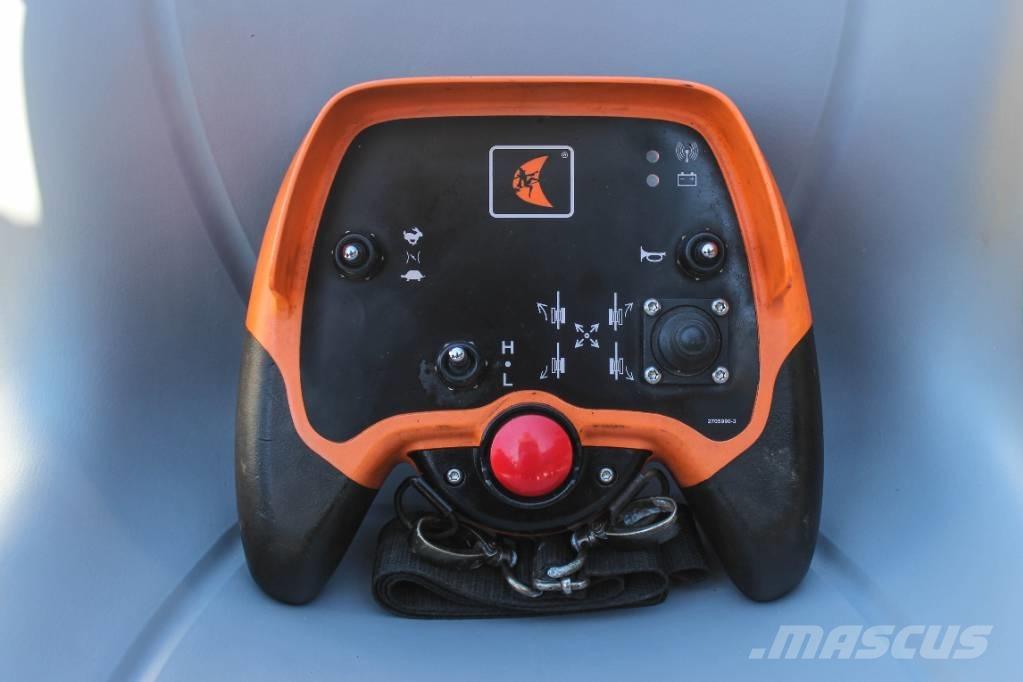 Ditch Witch JT30AT Horizontální vrtací zařízení