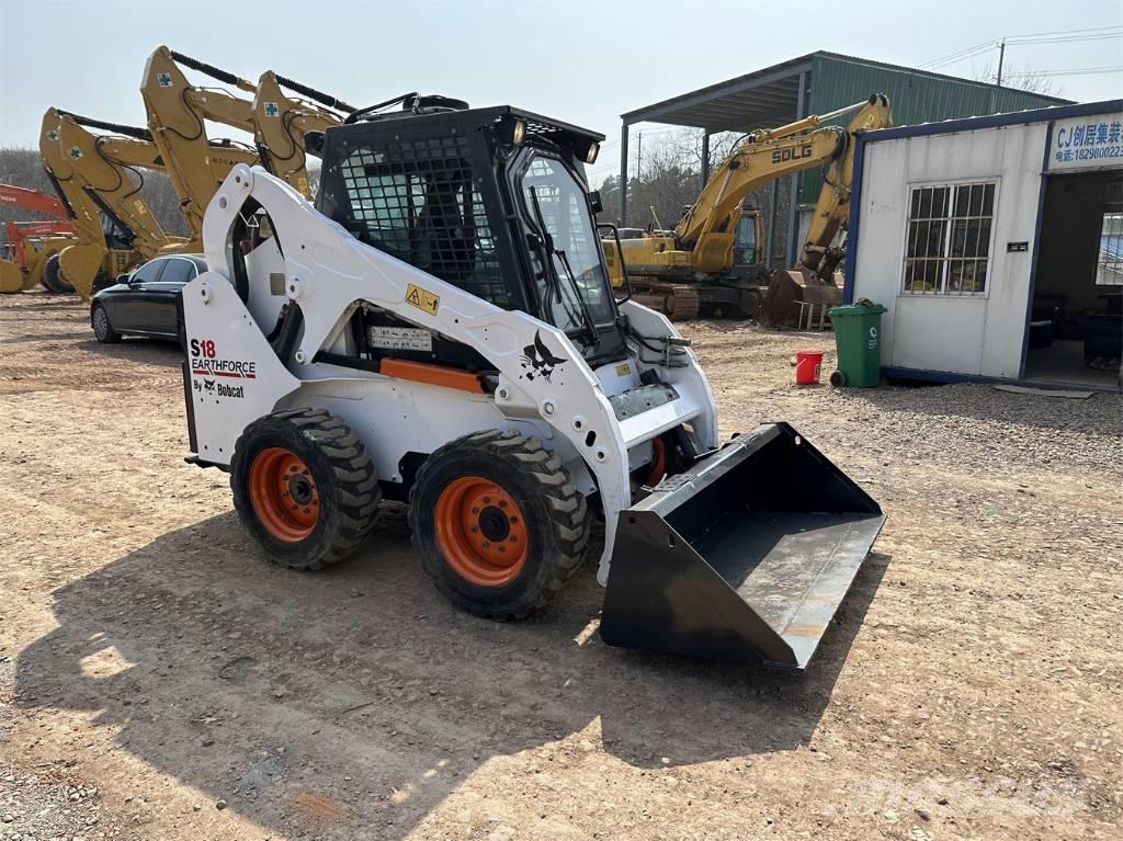 Bobcat S 18 Smykem řízené nakladače