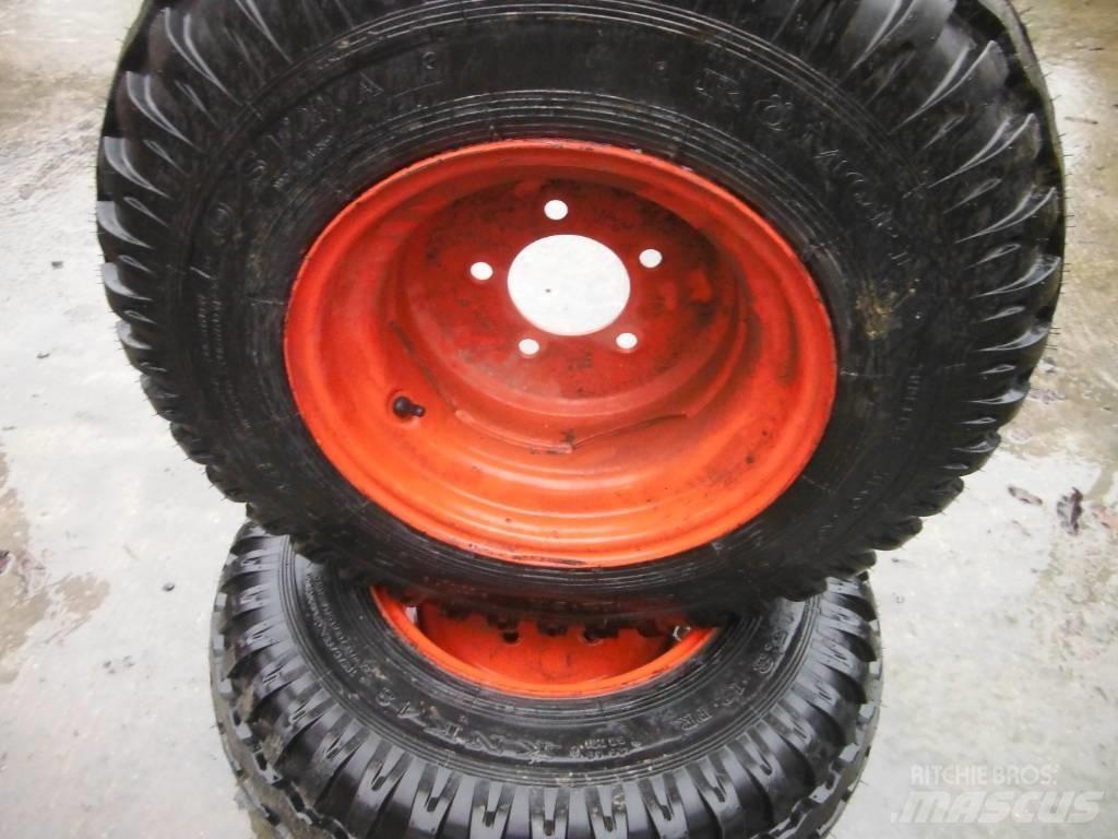  SEHA 10.0/75R15.3 Pneumatiky, kola a ráfky