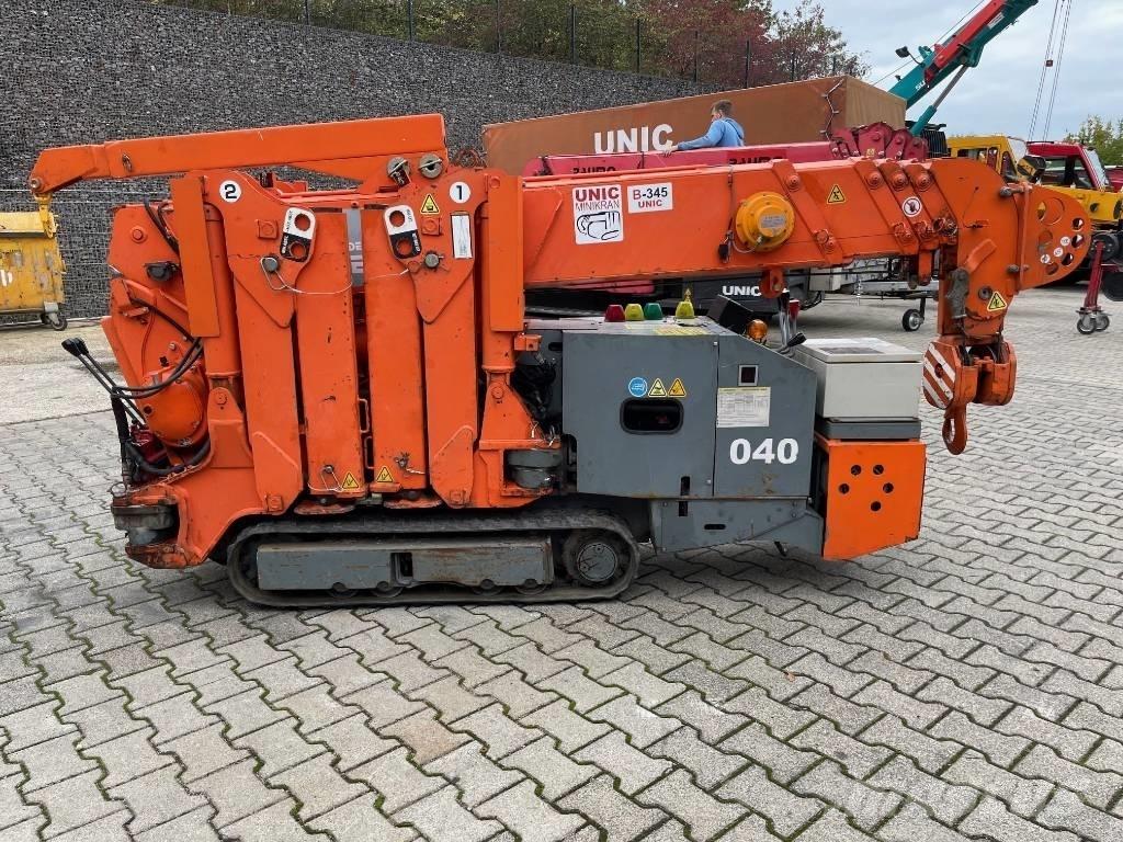 Unic B 345 Pásové jeřáby