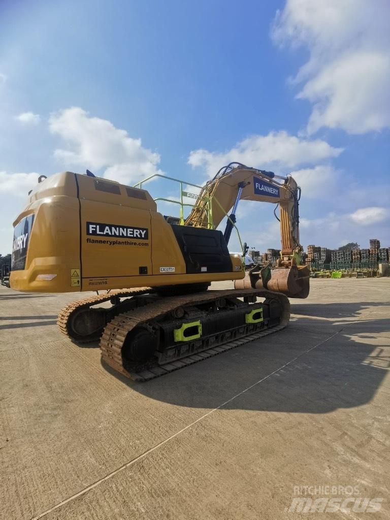 CAT 352 Pásová rýpadla