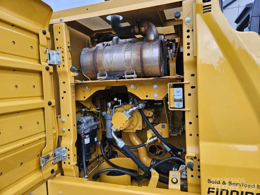 CAT 320 Pásová rýpadla