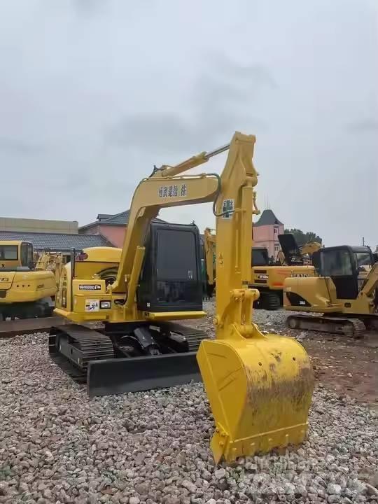 Komatsu PC70-8 Midi rýpadla 7t - 12t
