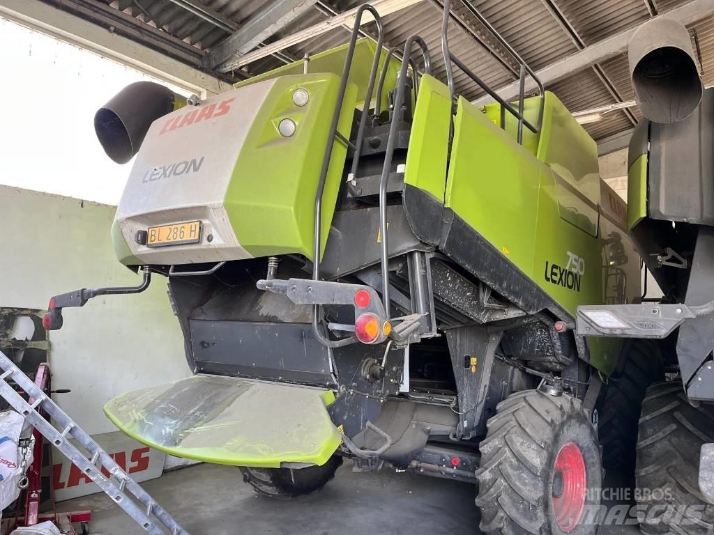 CLAAS Lexion 750 Sklízecí mlátičky