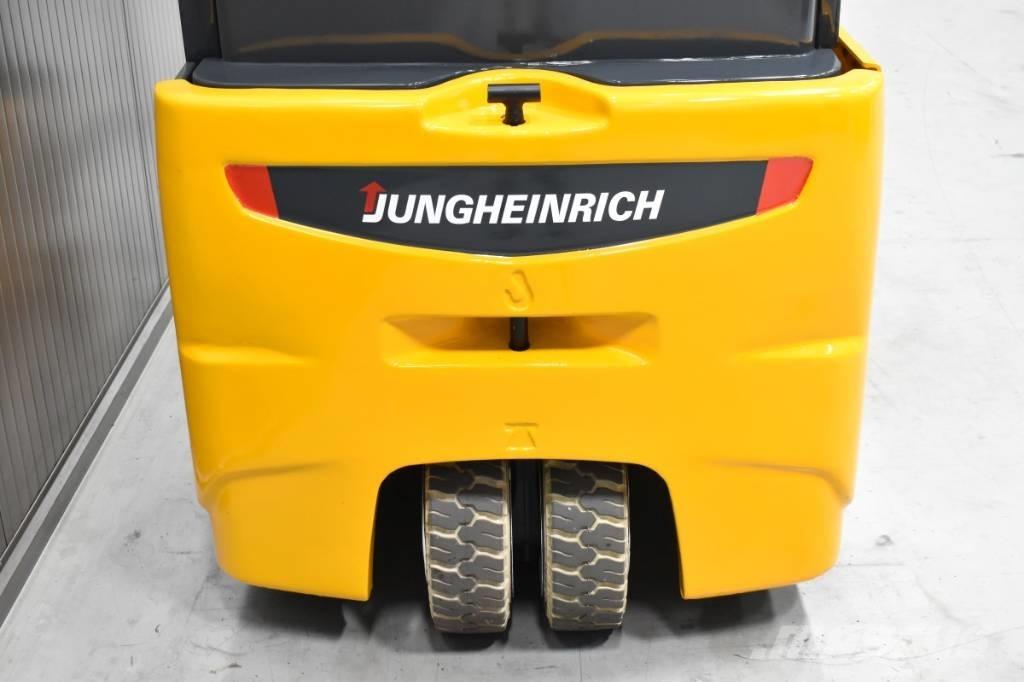 CAT 2ET3500 Akumulátorové vozíky