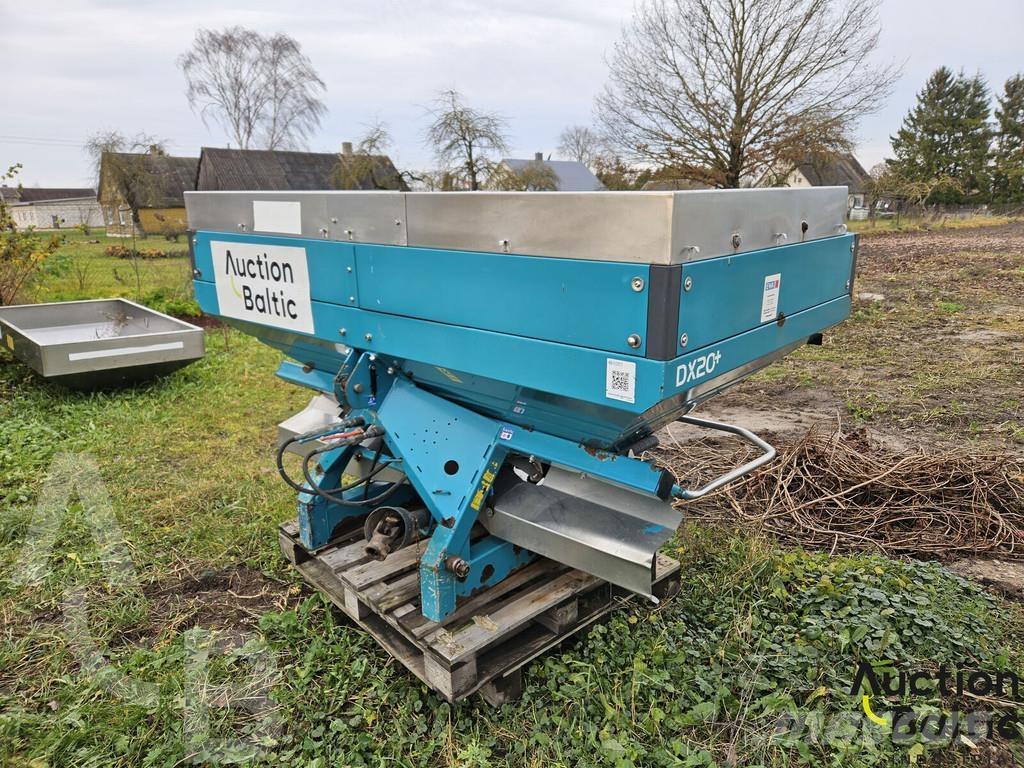 Sulky DX 20+ Rozmetadlo minerálních hnojiv