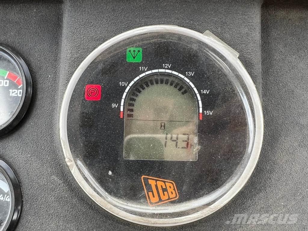 JCB VM166D Tahačové válce