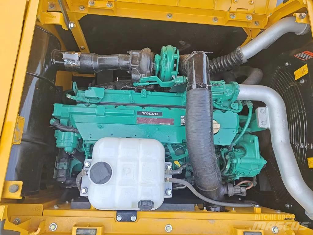 Volvo EC 300 Pásová rýpadla