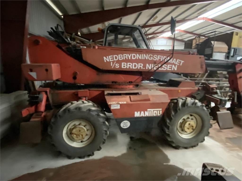 Manitou MRT1540 Teleskopické manipulátory