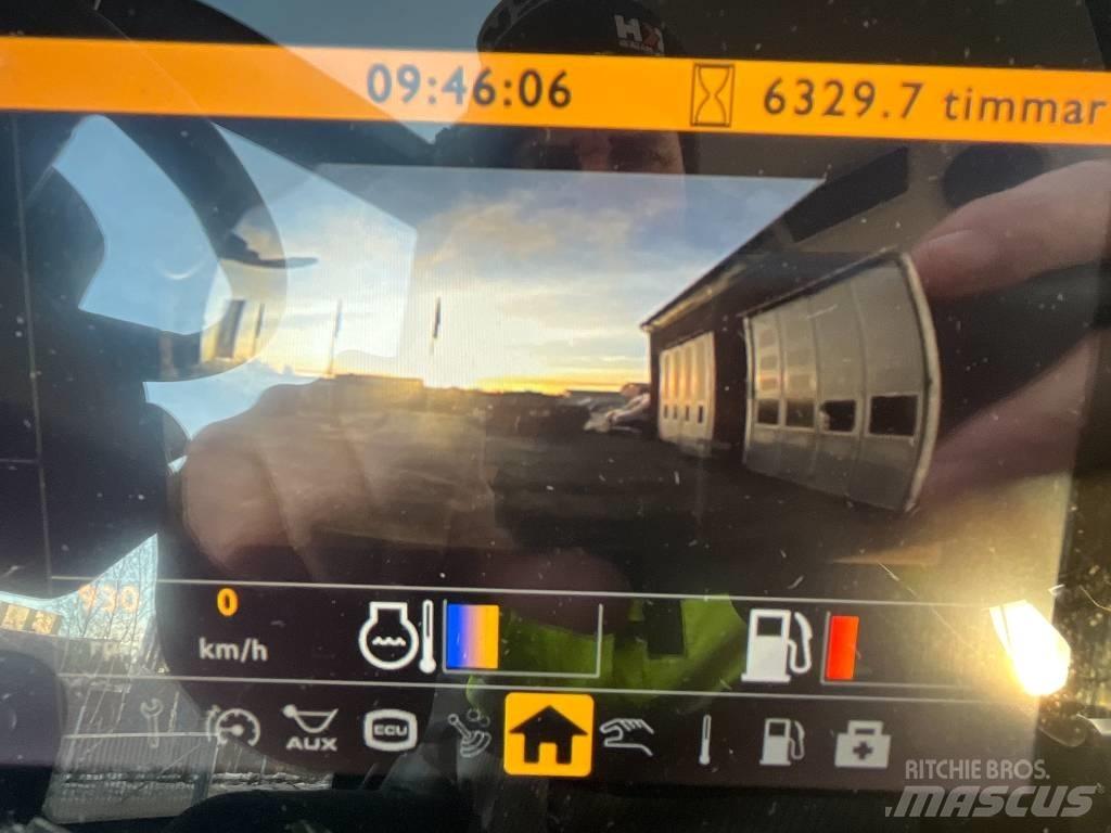 JCB 110 Hydradig Kolová rýpadla