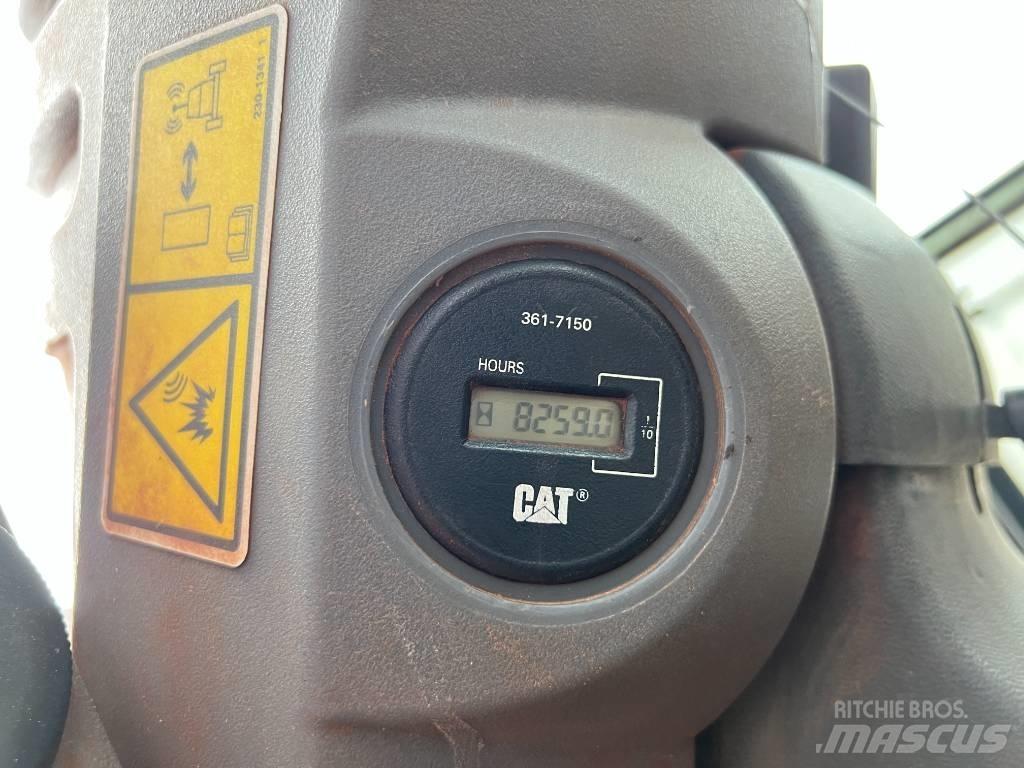 CAT CS76 XT Tahačové válce