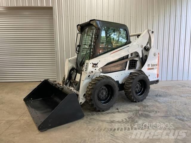 Bobcat S 570 Smykem řízené nakladače