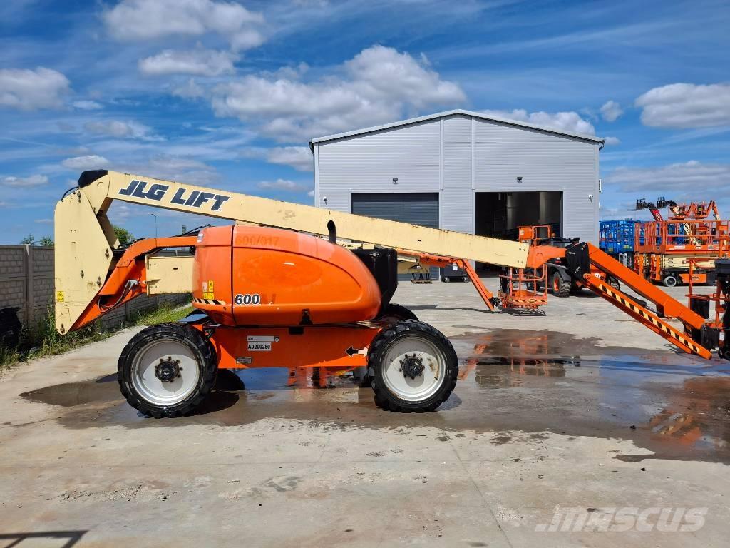 JLG 600AJ Kloubové plošiny