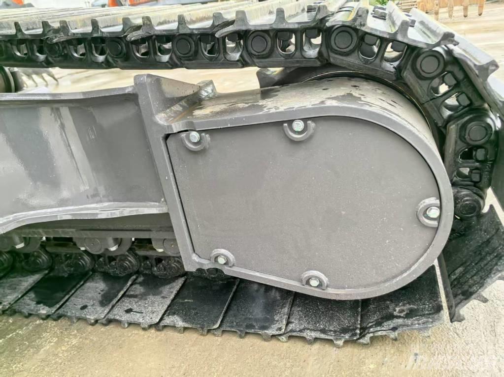 Zoomlion ZE215G Midi rýpadla 7t - 12t