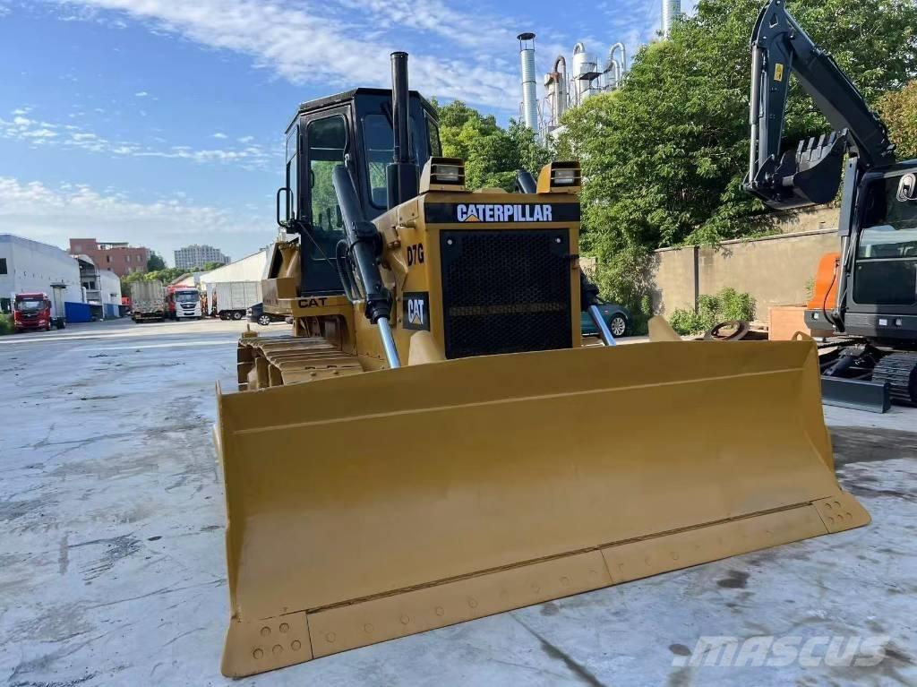 CAT D 7 G Grejdry