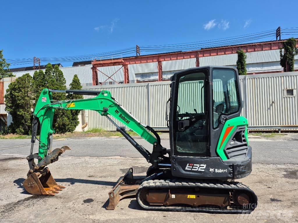Bobcat E 32i Mini rýpadla < 7t