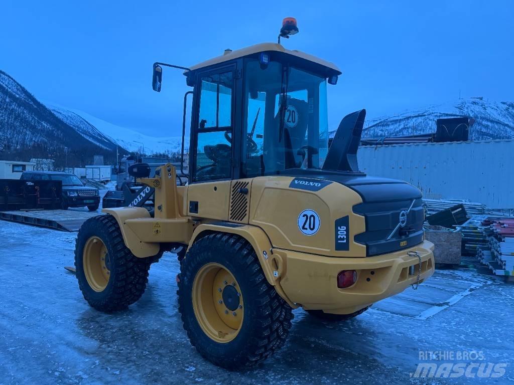 Volvo L 30 G Kolové nakladače