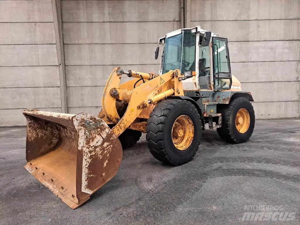 Liebherr L514 Kolové nakladače