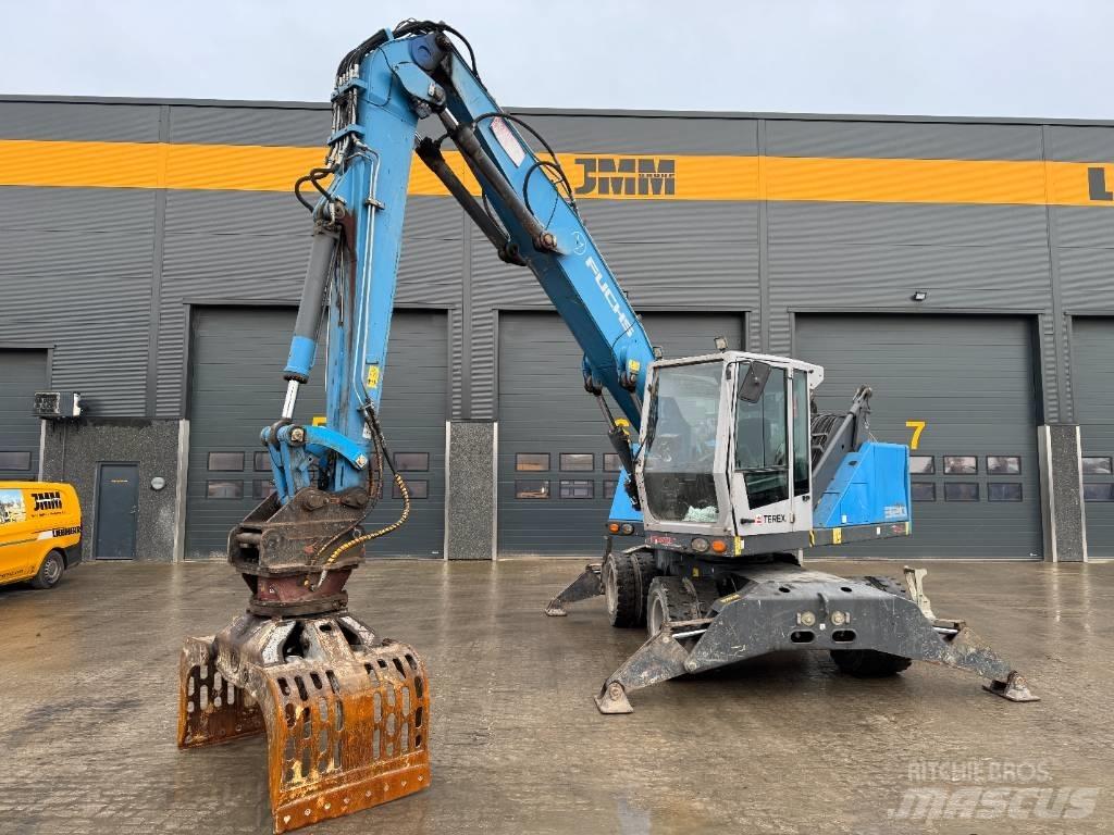 Fuchs MHL 320 Stroje pro manipulaci s odpadem