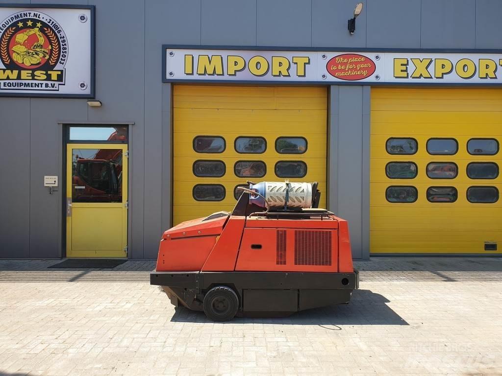 Hako Jonas 1700 Zametací stroje