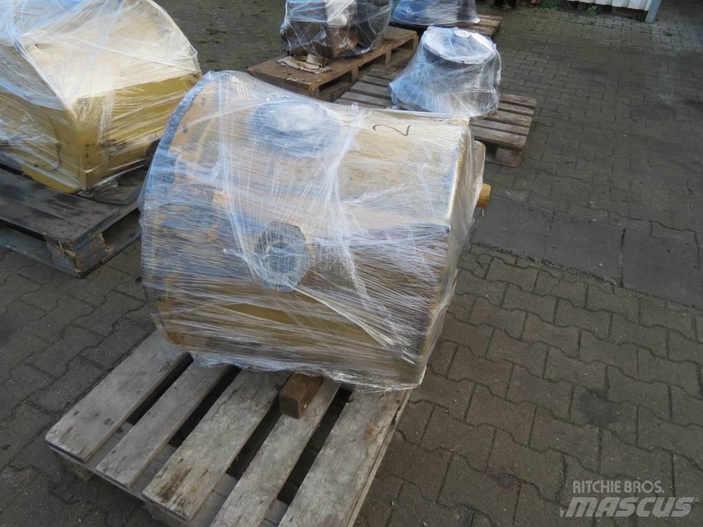 CAT D11 Transmission Převodovka