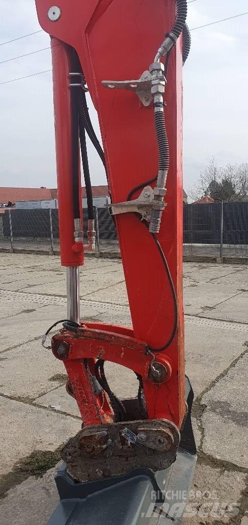 Neuson EZ80 Midi rýpadla 7t - 12t