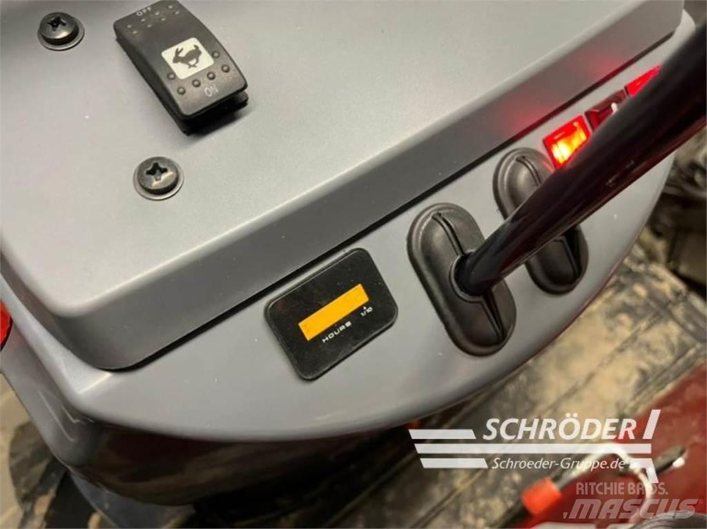 Yanmar - VIO 12 Kolová rýpadla