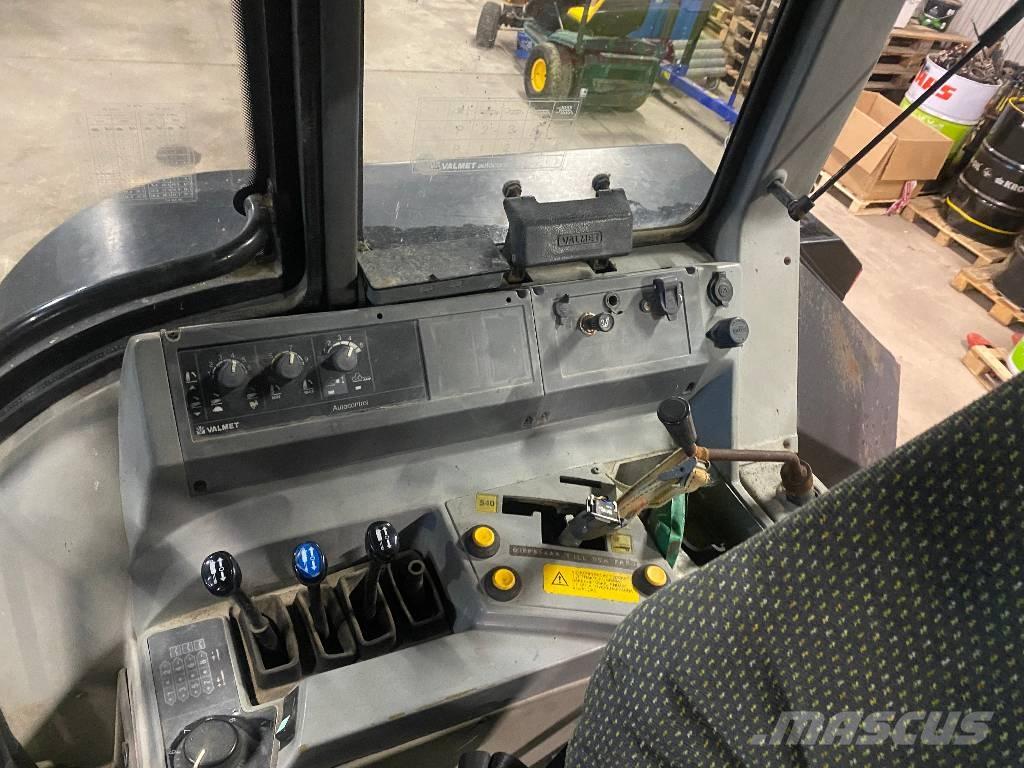 Valmet 8100 GOS Traktory