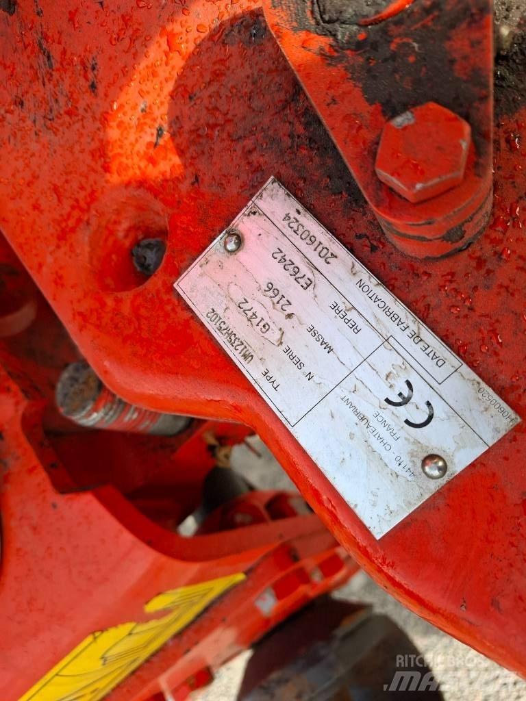 Kuhn Vari-Master 123 Oboustranné pluhy