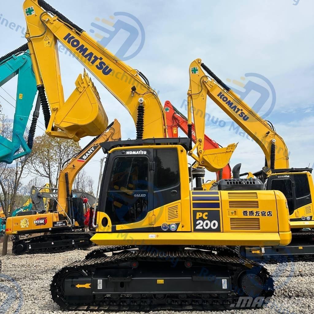 Komatsu PC200-8 Pásová rýpadla