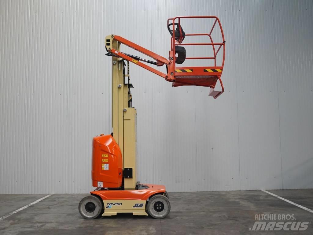 JLG Toucan 8 E Vertikální sloupové výtahy