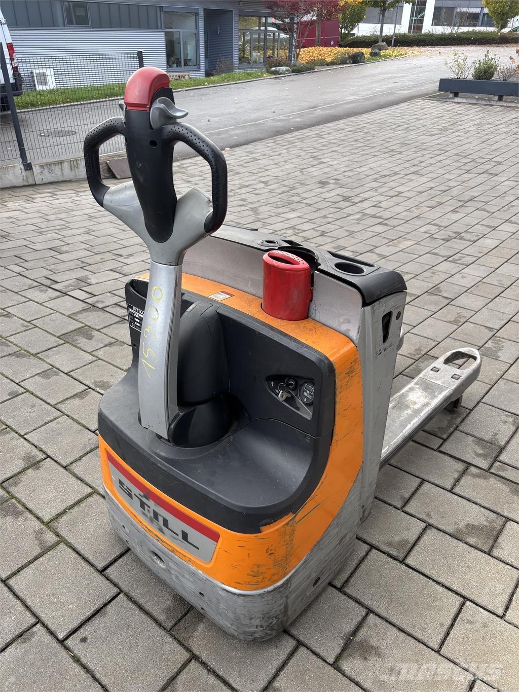 Still EXU16 Ručně vedené vysokozdvižné vozíky