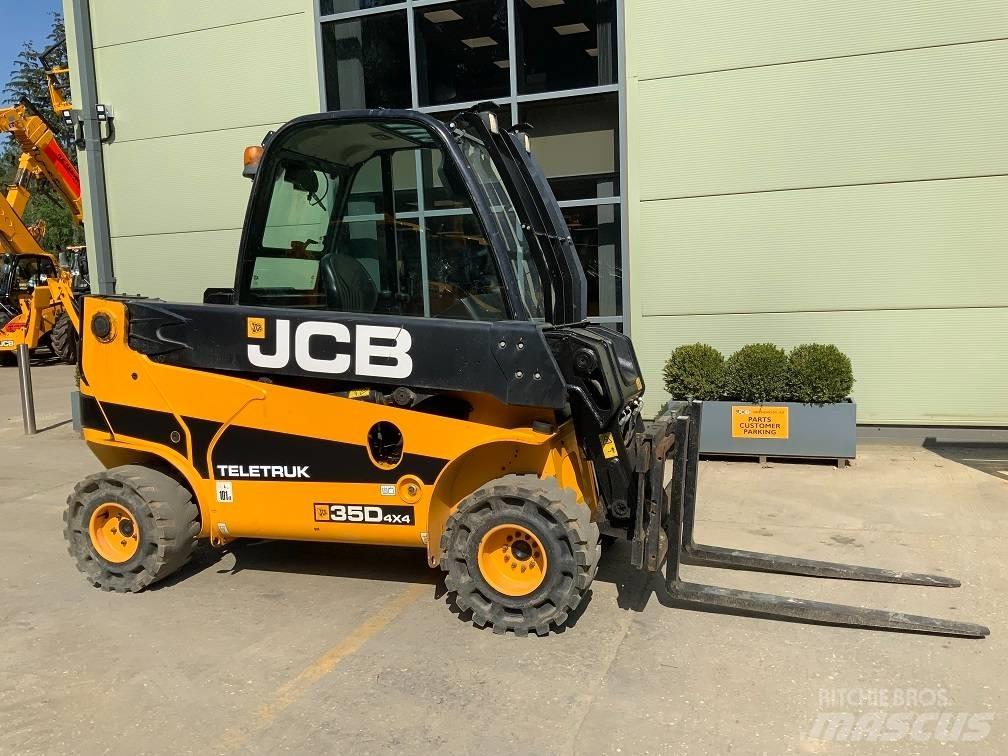 JCB TLT35D 4X4 Teleskopické manipulátory