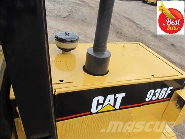 CAT 936 F Kolové nakladače