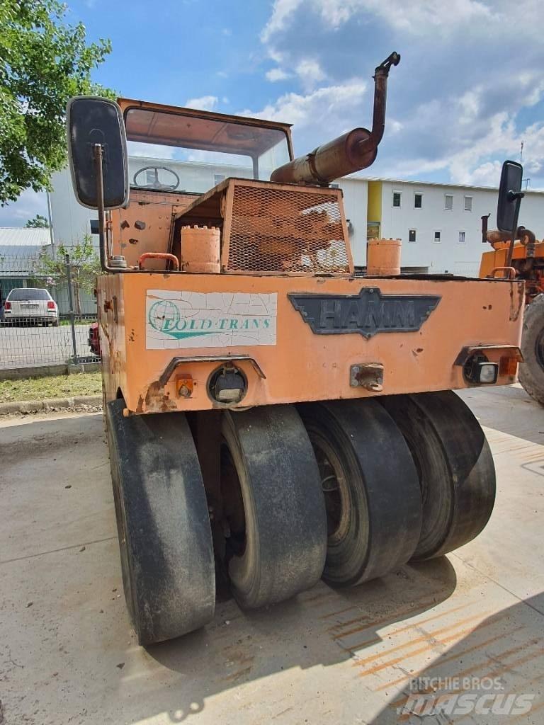 Hamm GRW 10 Pneumatikové válce