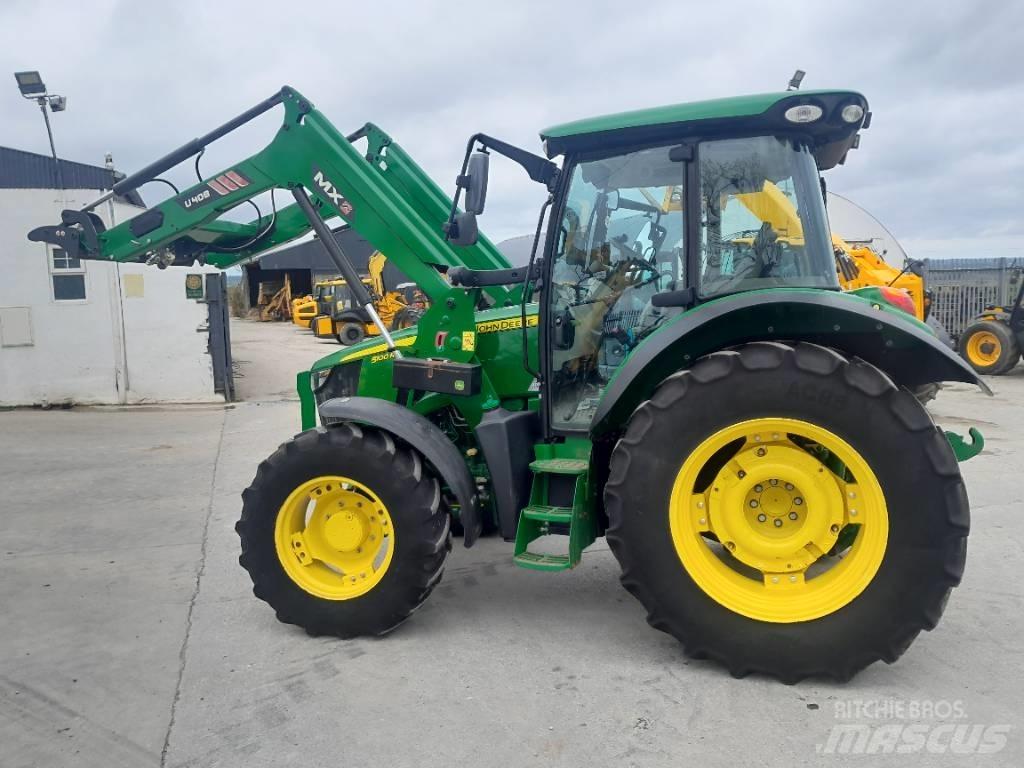 John Deere 5100 R Traktory