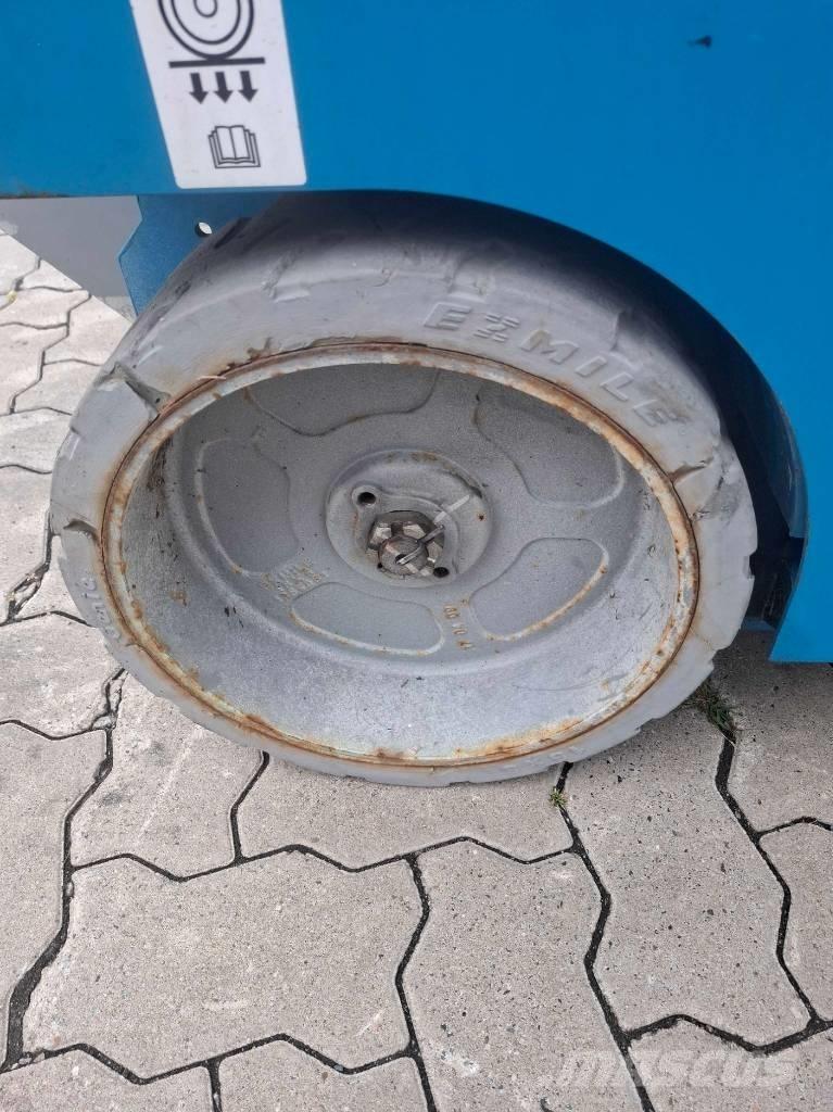 Genie GS 4047 Nůžková zvedací plošina