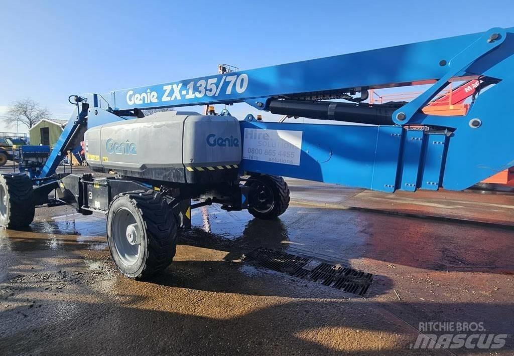 Genie ZX 135/70 Kloubové plošiny