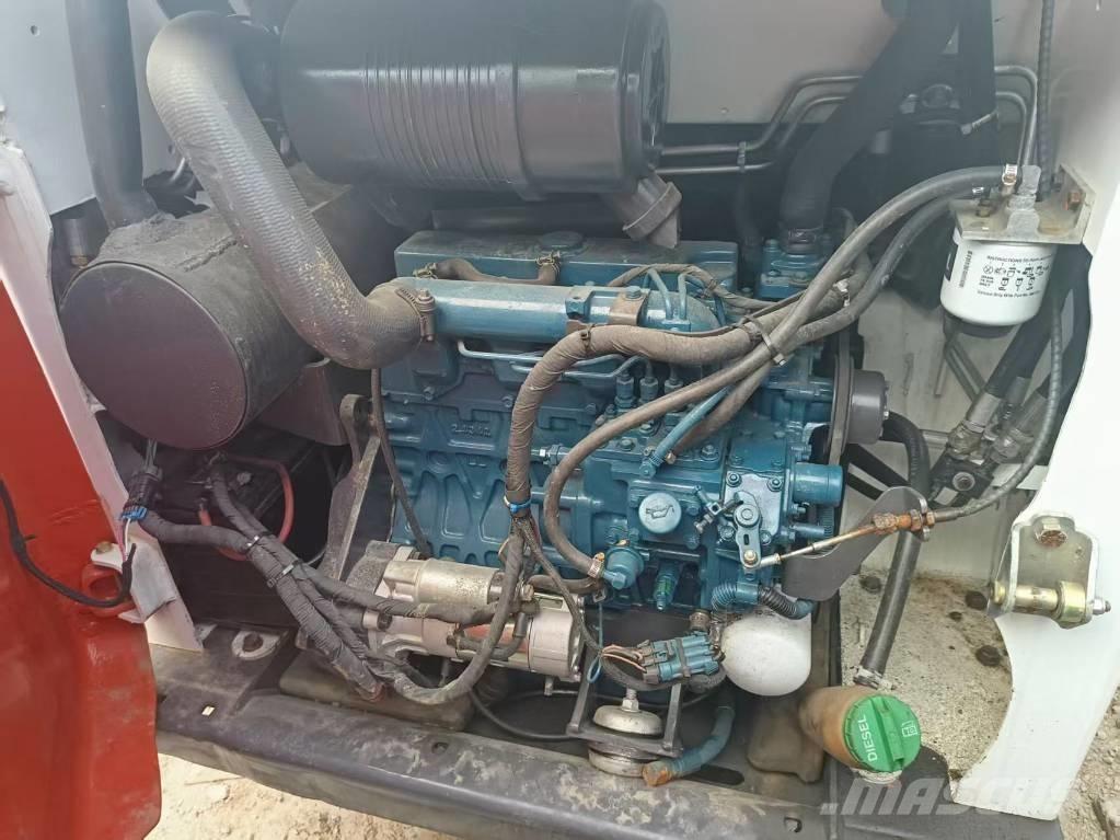 Bobcat S 450 Smykem řízené nakladače