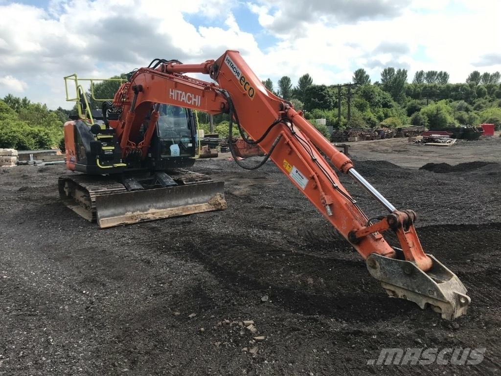 Hitachi ZX 135 US-6 Pásová rýpadla
