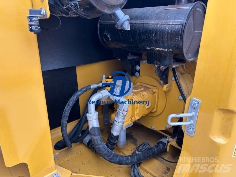 CAT 307E2 Mini rýpadla < 7t